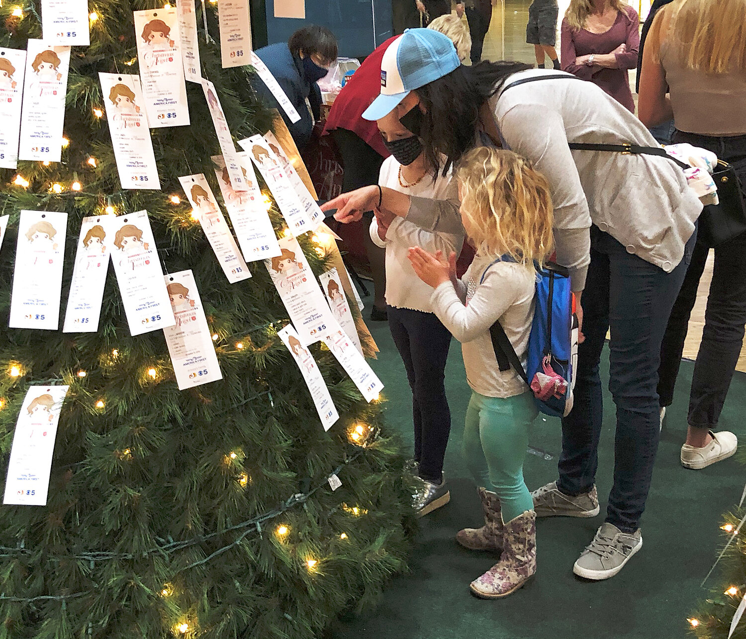 Christmas Angel Trees appearing at these Valley malls this month